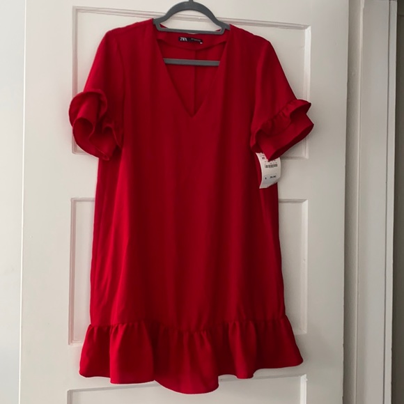 Dresses & Skirts - EUC Zara Dress